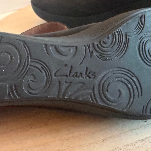 Clarks Artisan Women’s Black Suede Mary Jane Wedge Size 6.5 M Leather Upper - Picture 6 of 7